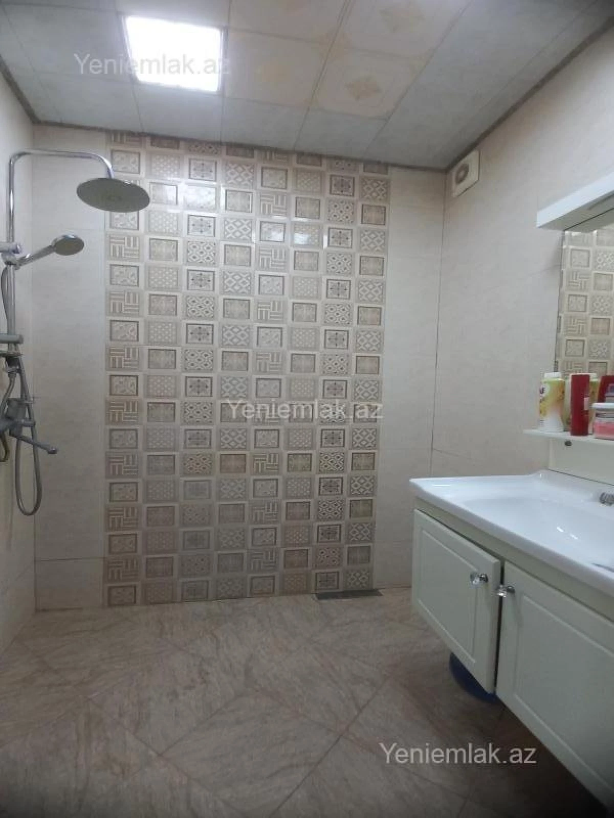 Satılır 4 otaqlı köhnə tikili 86 m²