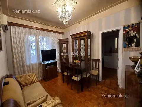 Satılır 4 otaqlı köhnə tikili 86 m² — Sumqayıt, 3-cü mikrorayon 4 otaq 86.00 m²
