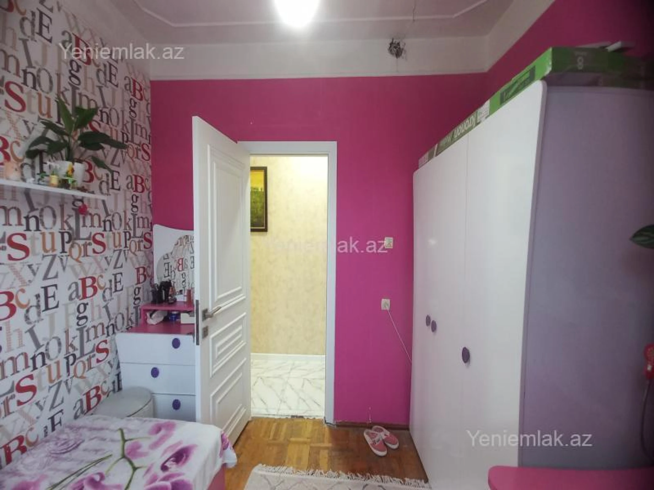 Satılır 4 otaqlı köhnə tikili 86 m²