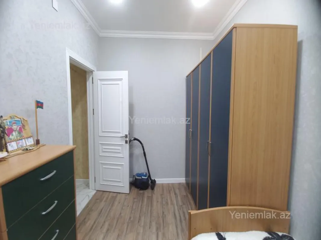 Satılır 4 otaqlı köhnə tikili 86 m²