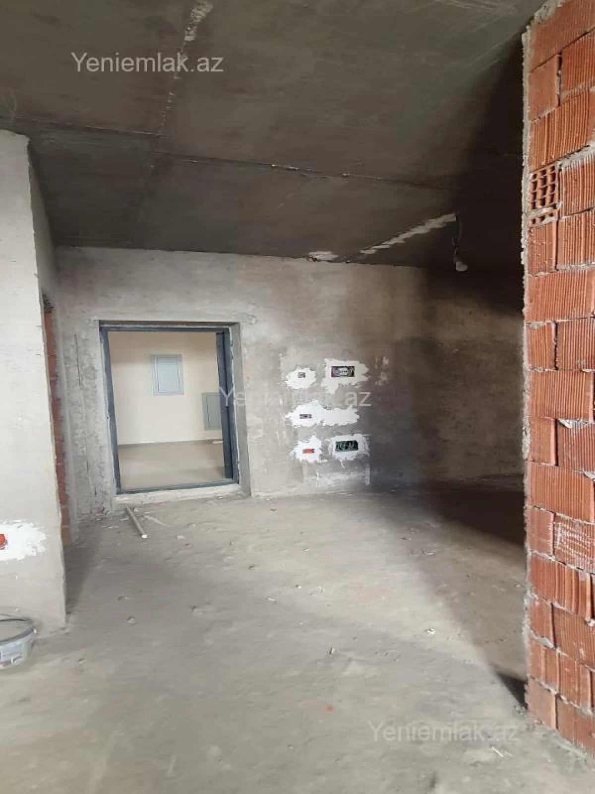 Satılır 2 otaqlı yeni tikili 60 m²