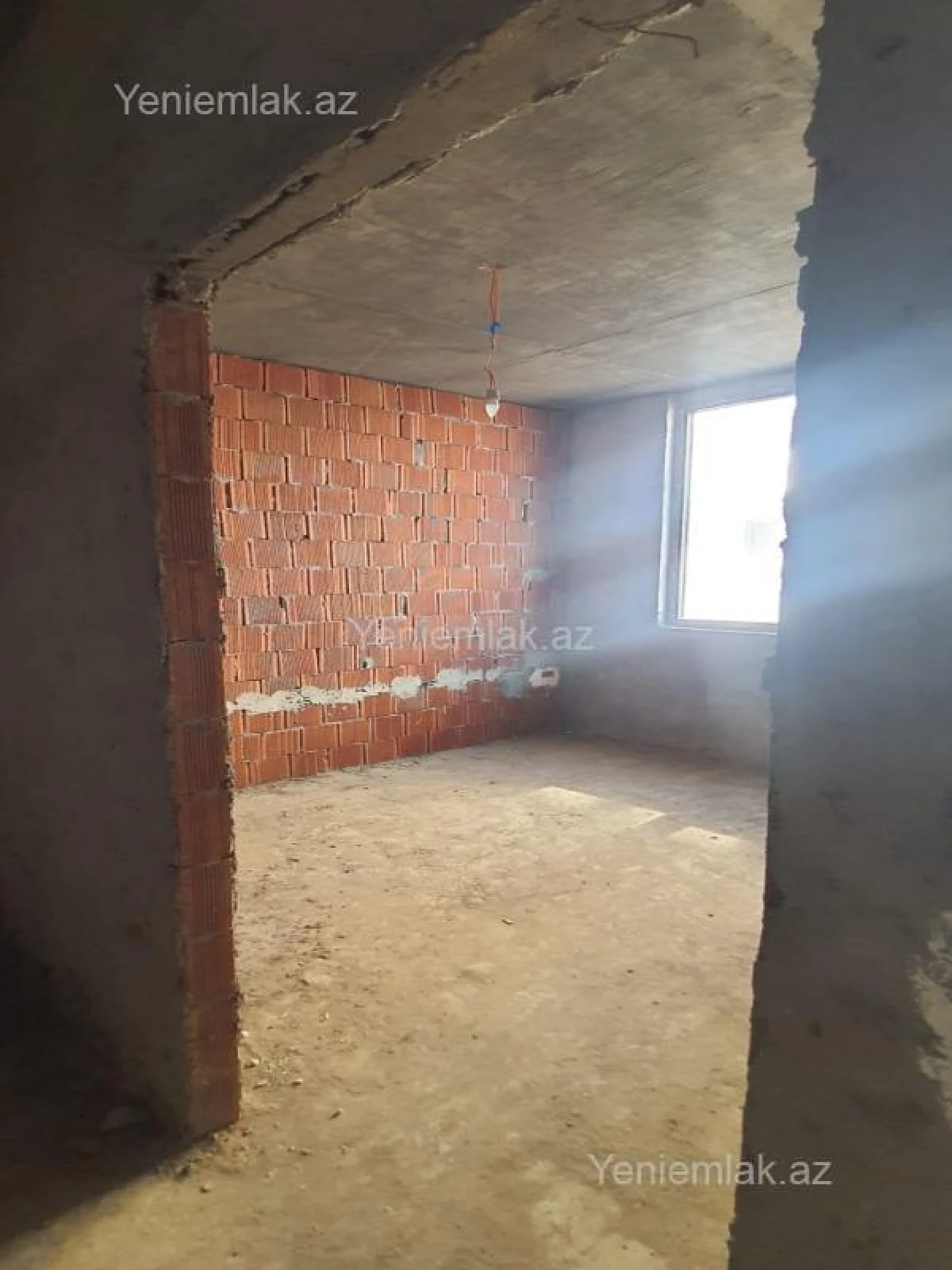 Satılır 2 otaqlı yeni tikili 60 m²