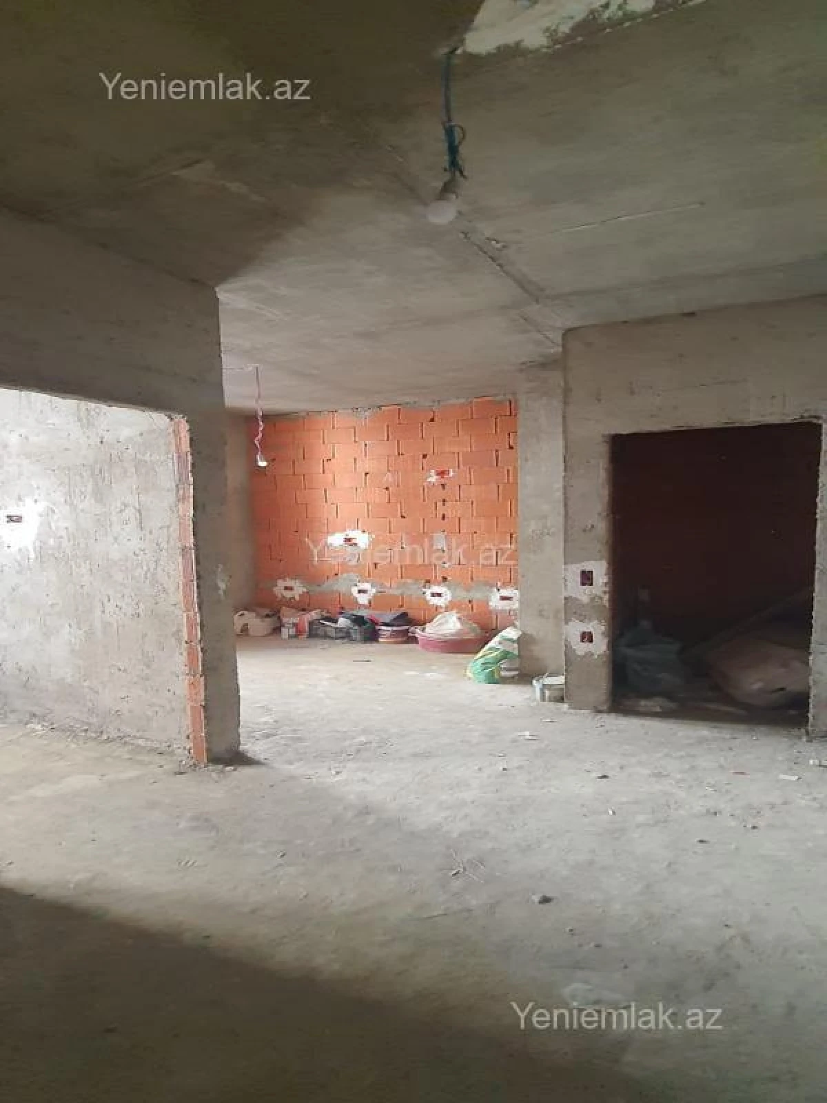 Satılır 2 otaqlı yeni tikili 60 m²