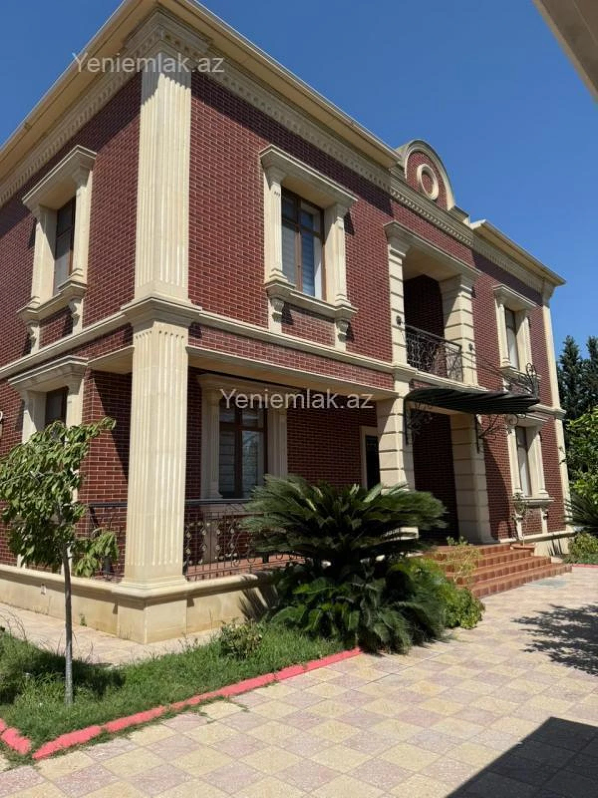 Satılır 6 otaqlı həyət evi 280 m²