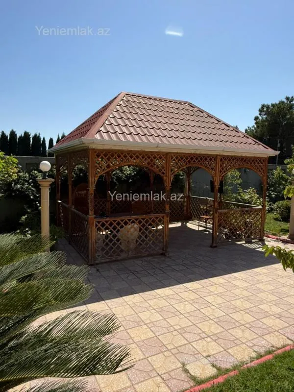 Satılır 6 otaqlı həyət evi 280 m²