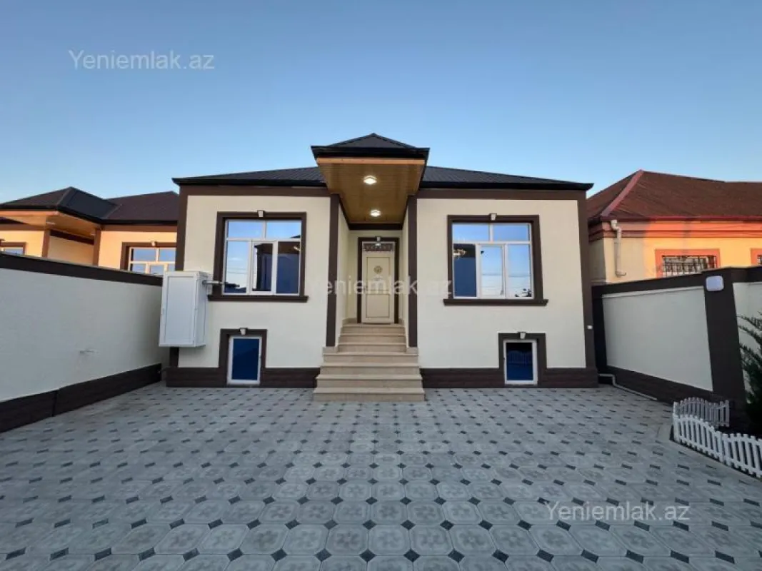 Satılır 4 otaqlı həyət evi 125 m²