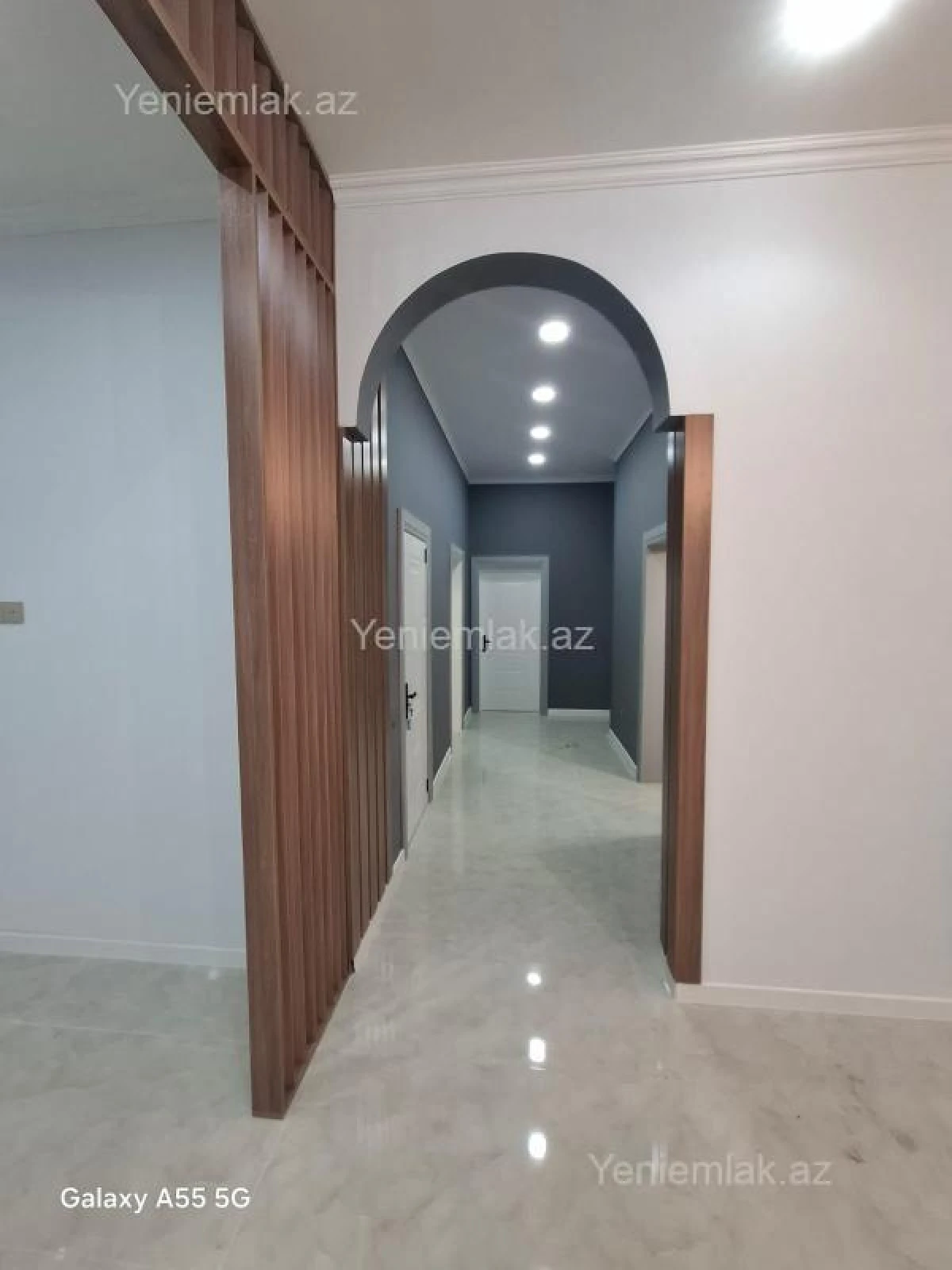 Satılır 4 otaqlı həyət evi 135 m²