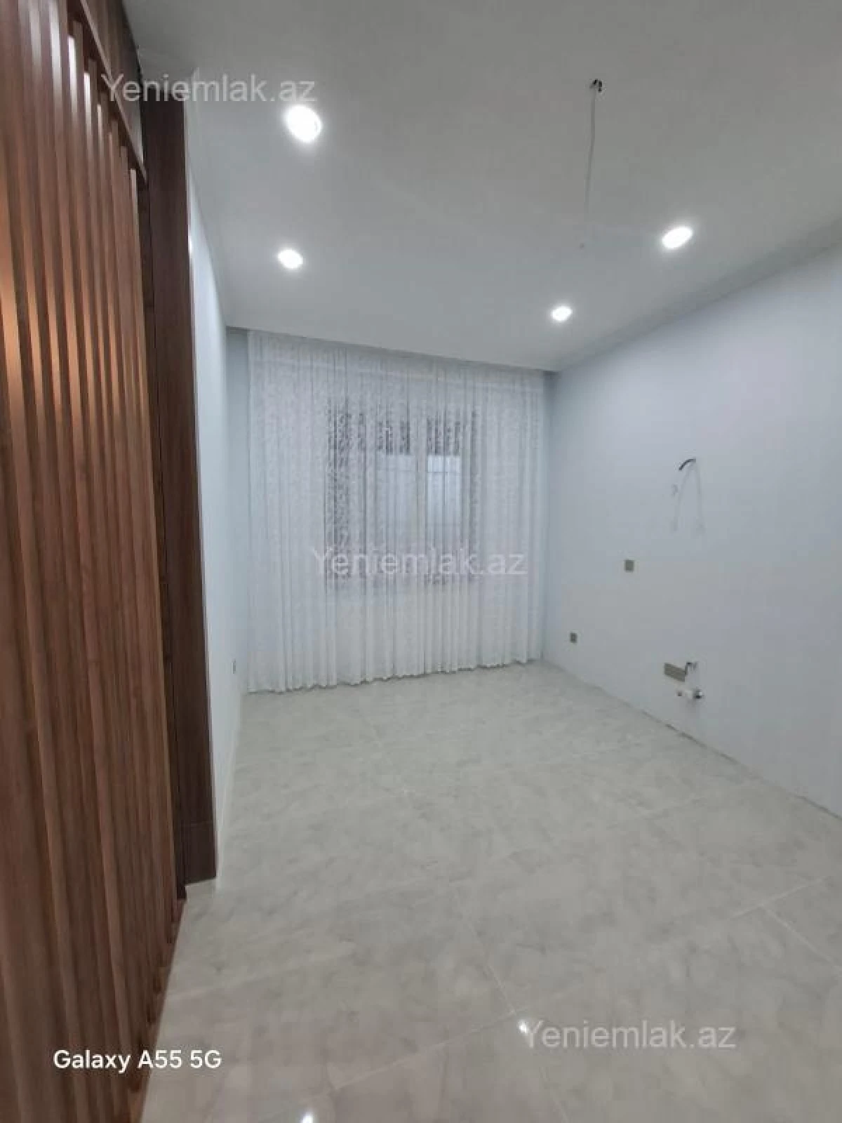 Satılır 4 otaqlı həyət evi 135 m²