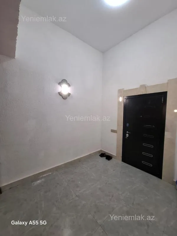 Satılır 4 otaqlı həyət evi 135 m²