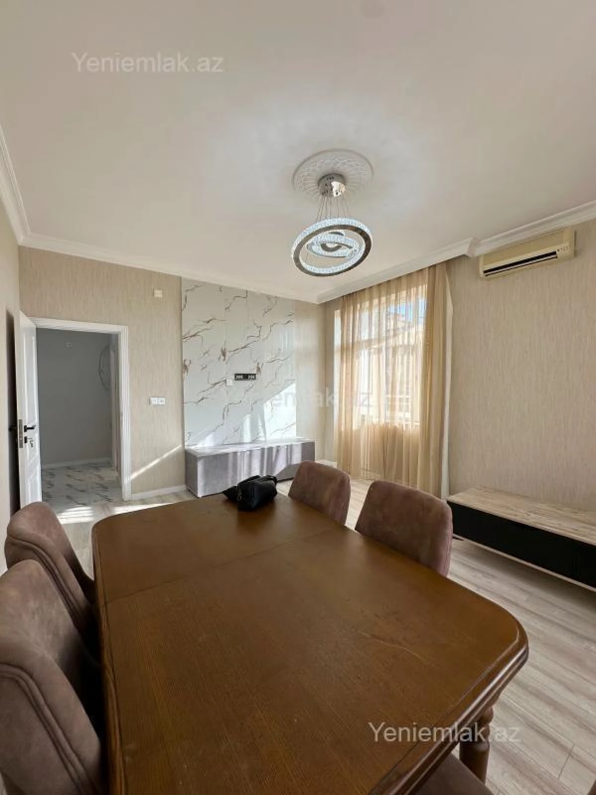 Satılır 2 otaqlı yeni tikili 82 m²