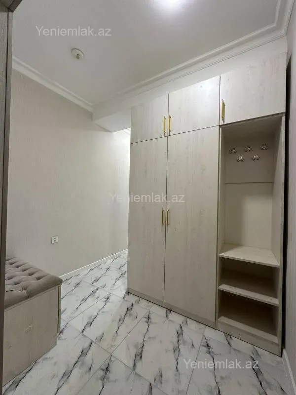 Satılır 2 otaqlı yeni tikili 82 m²