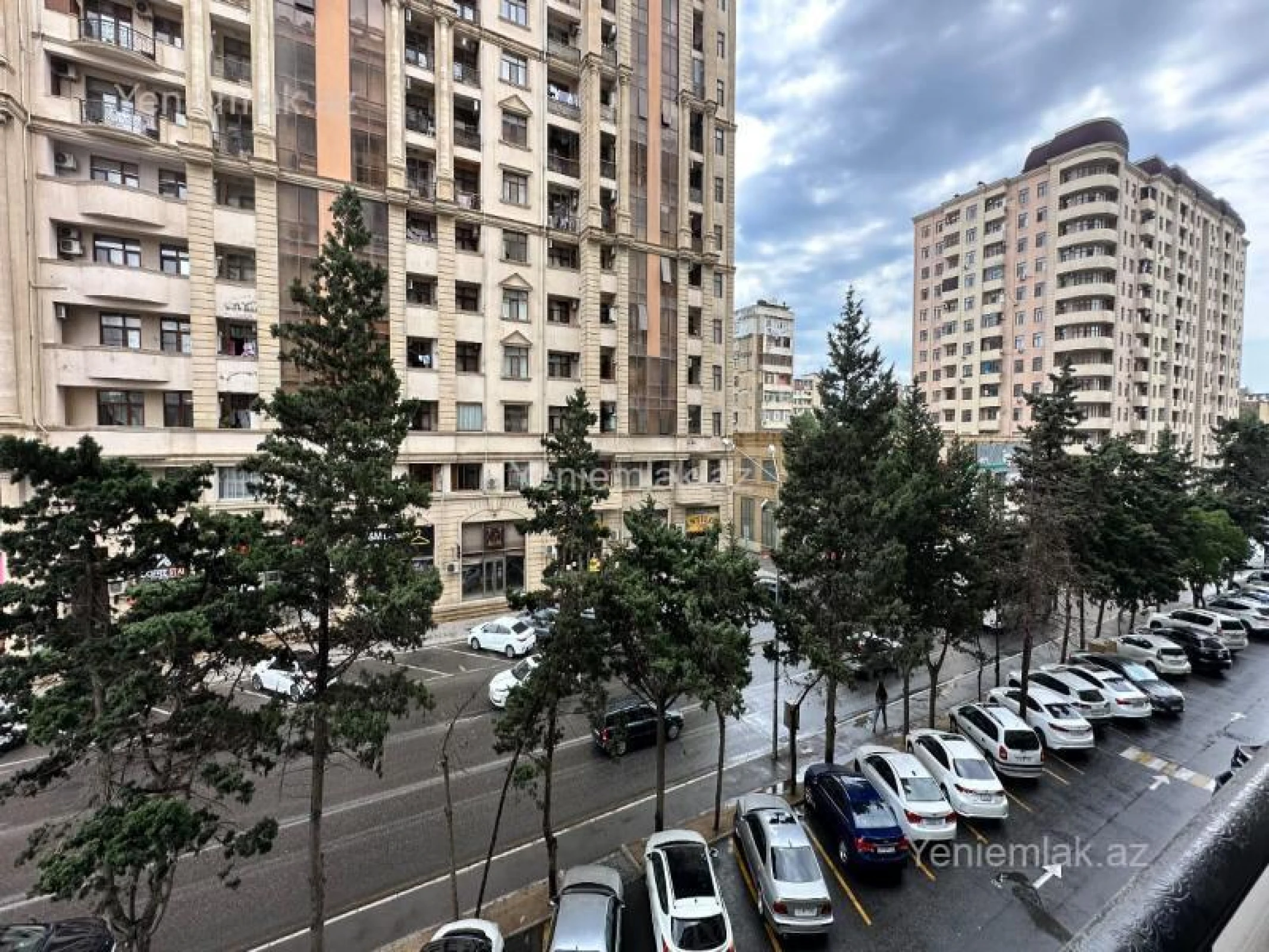 Satılır 2 otaqlı yeni tikili 61 m²