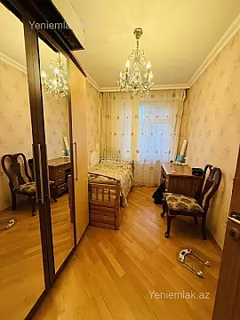 Satılır 3 otaqlı köhnə tikili 70 m²