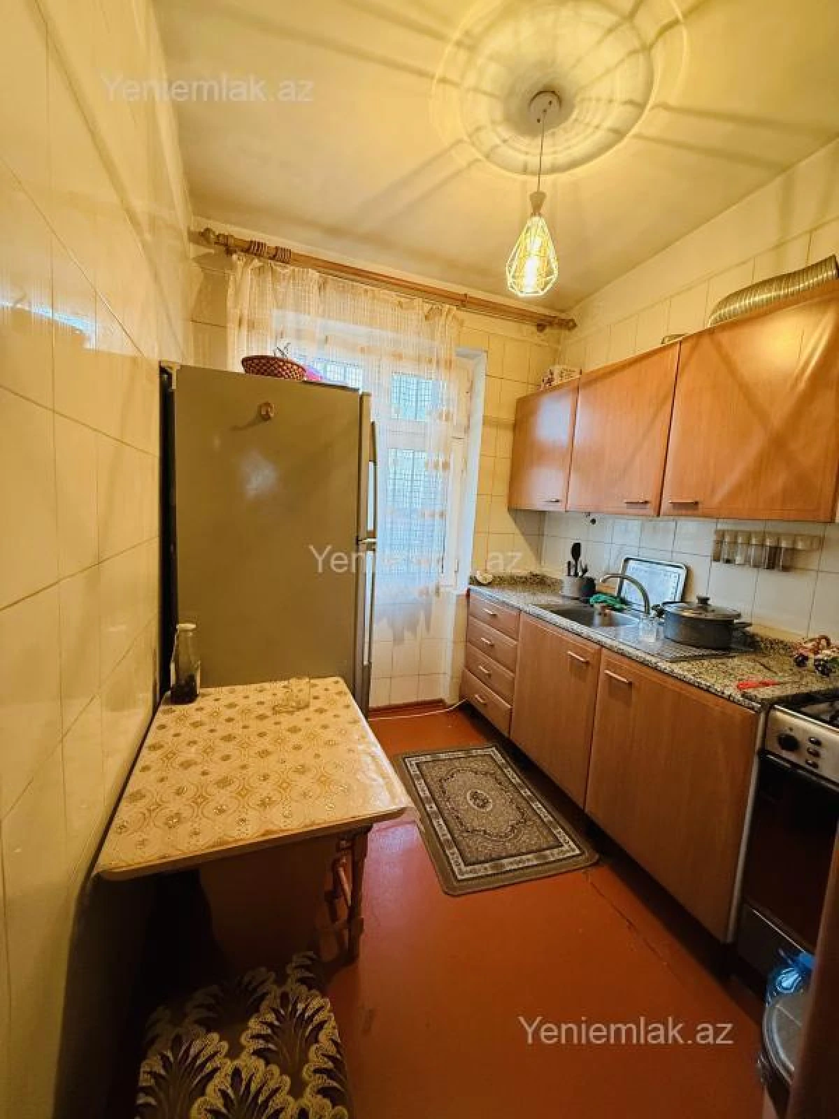 Satılır 3 otaqlı köhnə tikili 70 m²