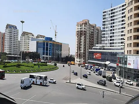 Satılır 3 otaqlı yeni tikili 145 m²