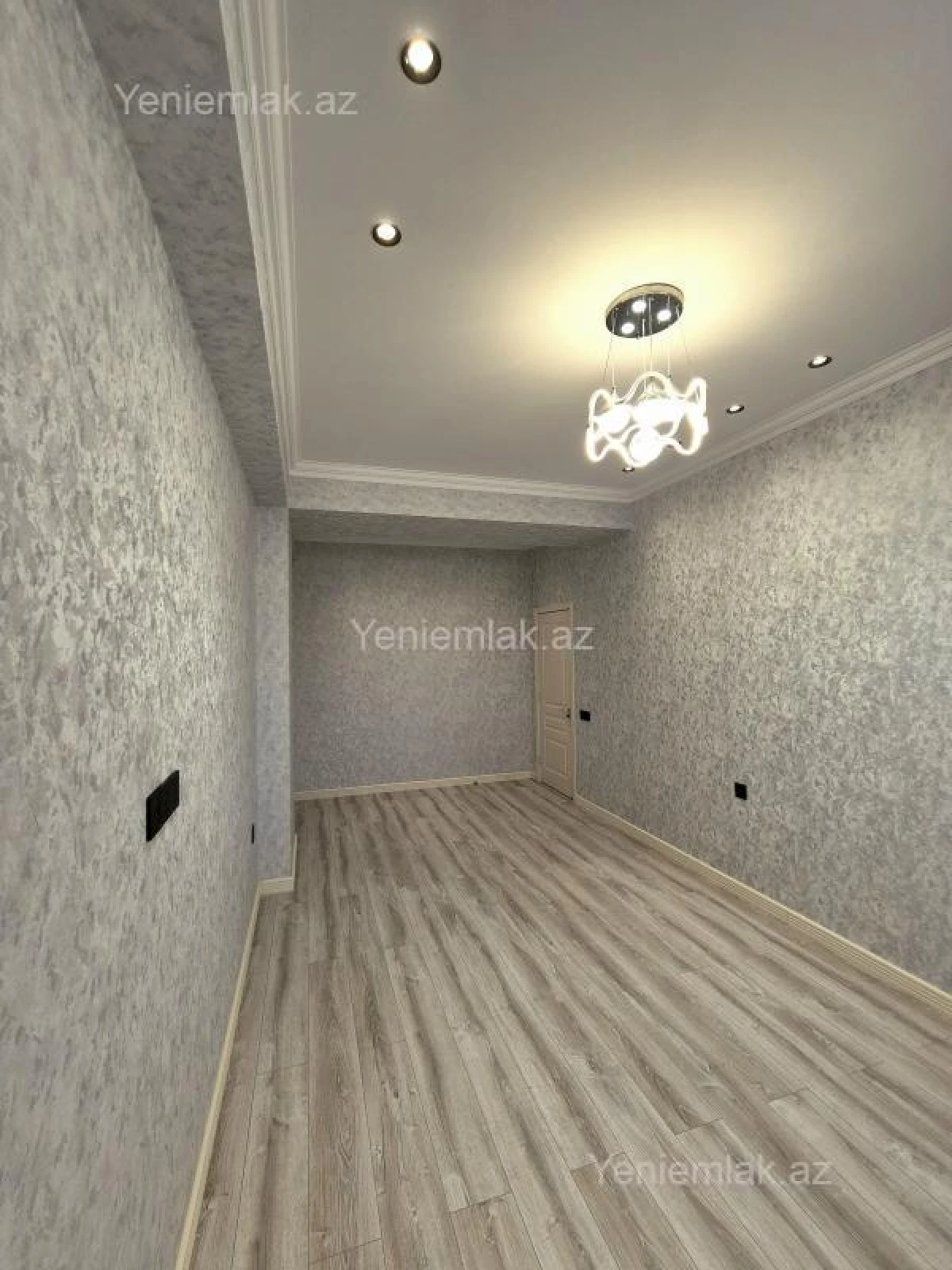 Satılır 3 otaqlı yeni tikili 145 m²
