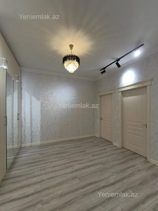 Satılır 3 otaqlı yeni tikili 145 m²