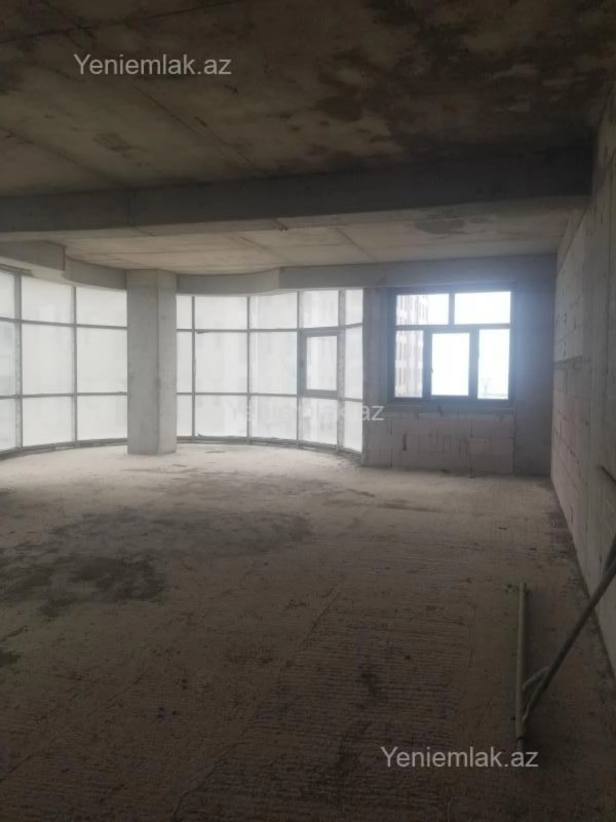 Satılır 4 otaqlı yeni tikili 185 m²