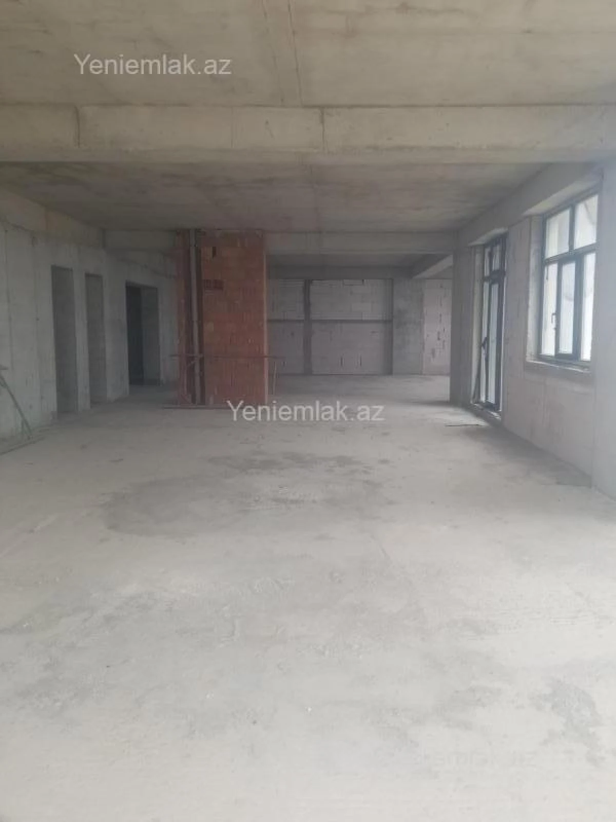 Satılır 4 otaqlı yeni tikili 185 m²