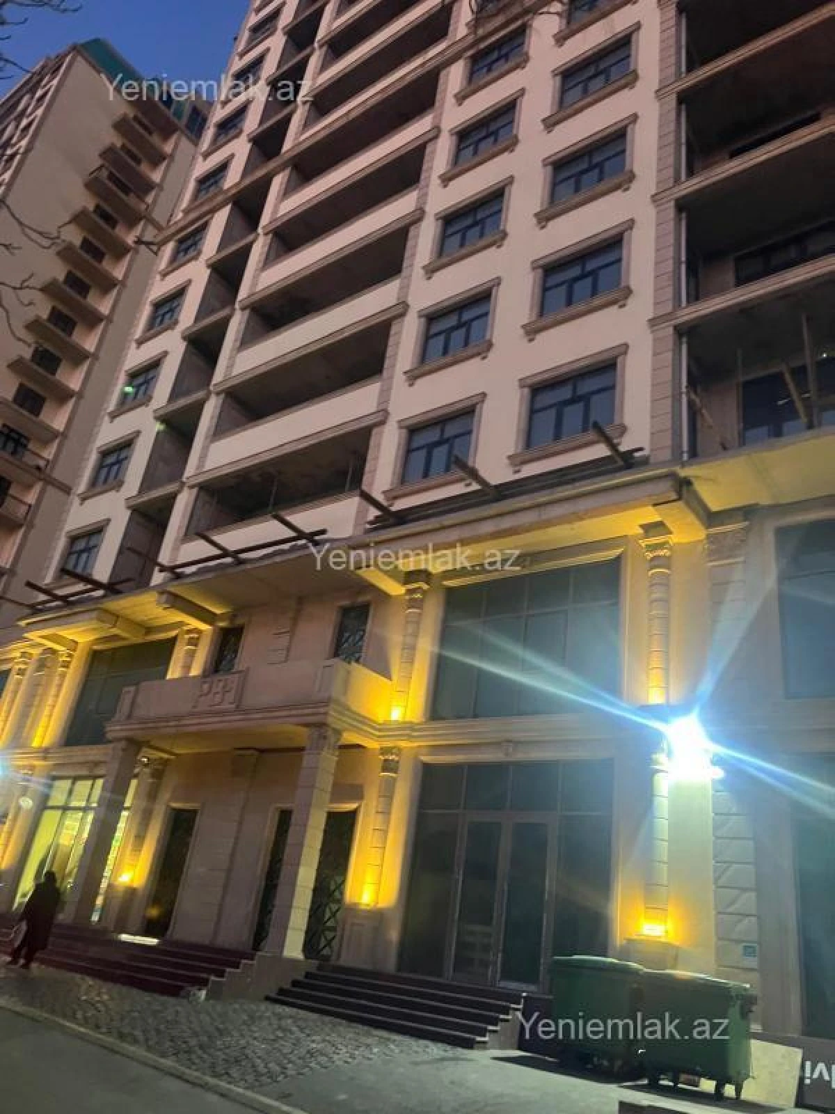 Satılır 4 otaqlı yeni tikili 185 m²