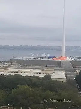 Satılır 4 otaqlı yeni tikili 185 m²