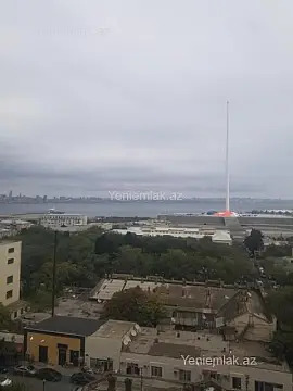 Satılır 4 otaqlı yeni tikili 185 m²