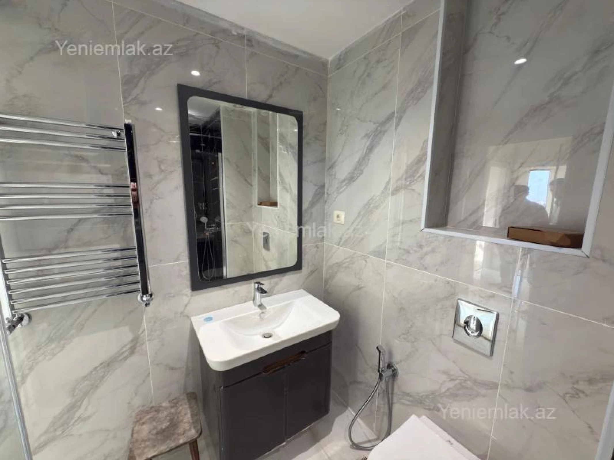 Satılır 2 otaqlı yeni tikili 63 m²