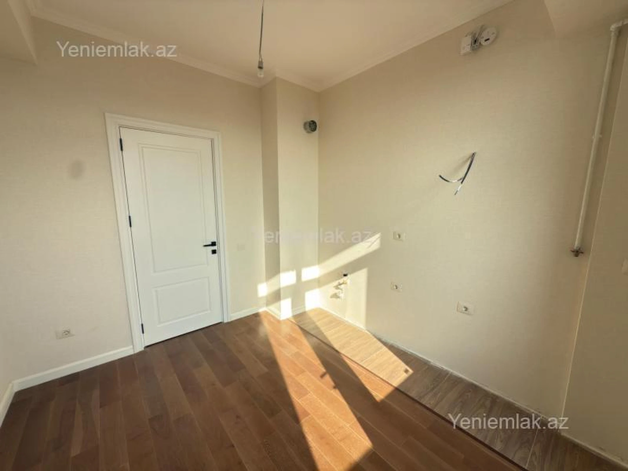 Satılır 2 otaqlı yeni tikili 63 m²