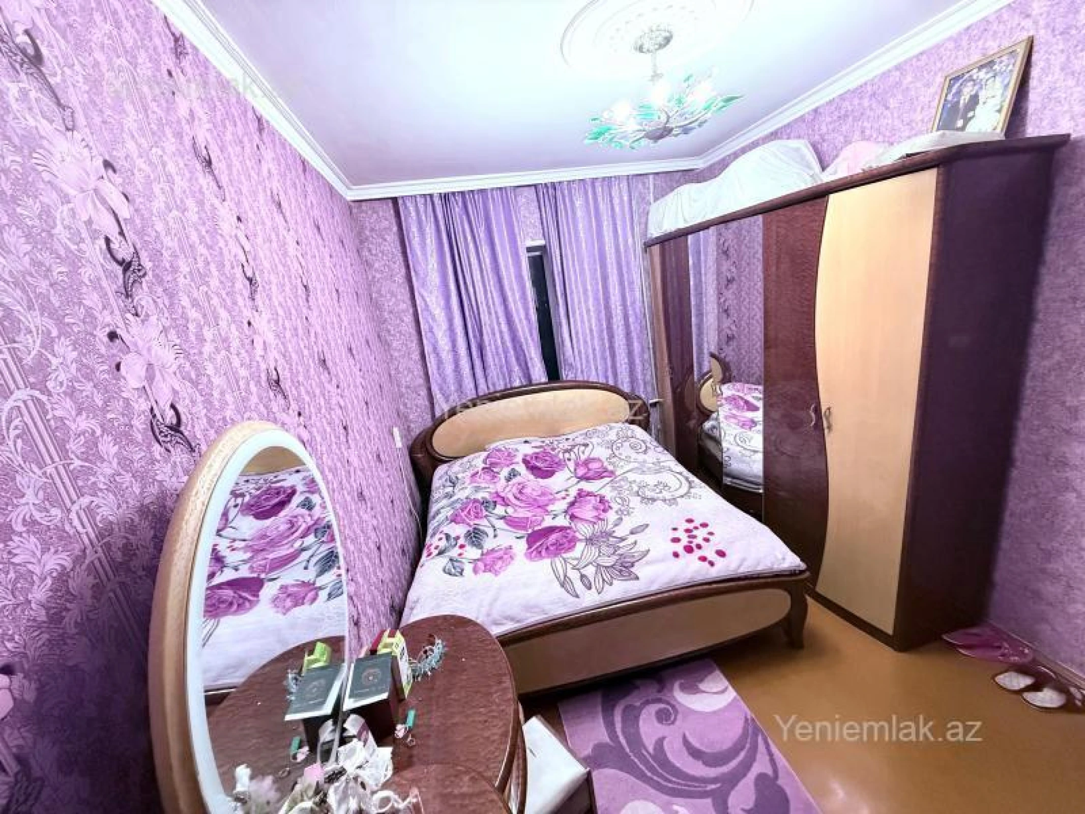 Satılır 3 otaqlı köhnə tikili 70 m²