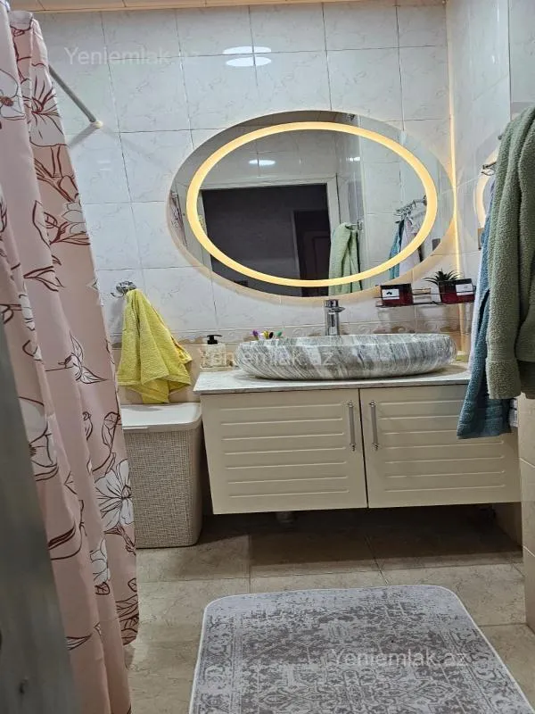 Satılır 3 otaqlı köhnə tikili 80 m²