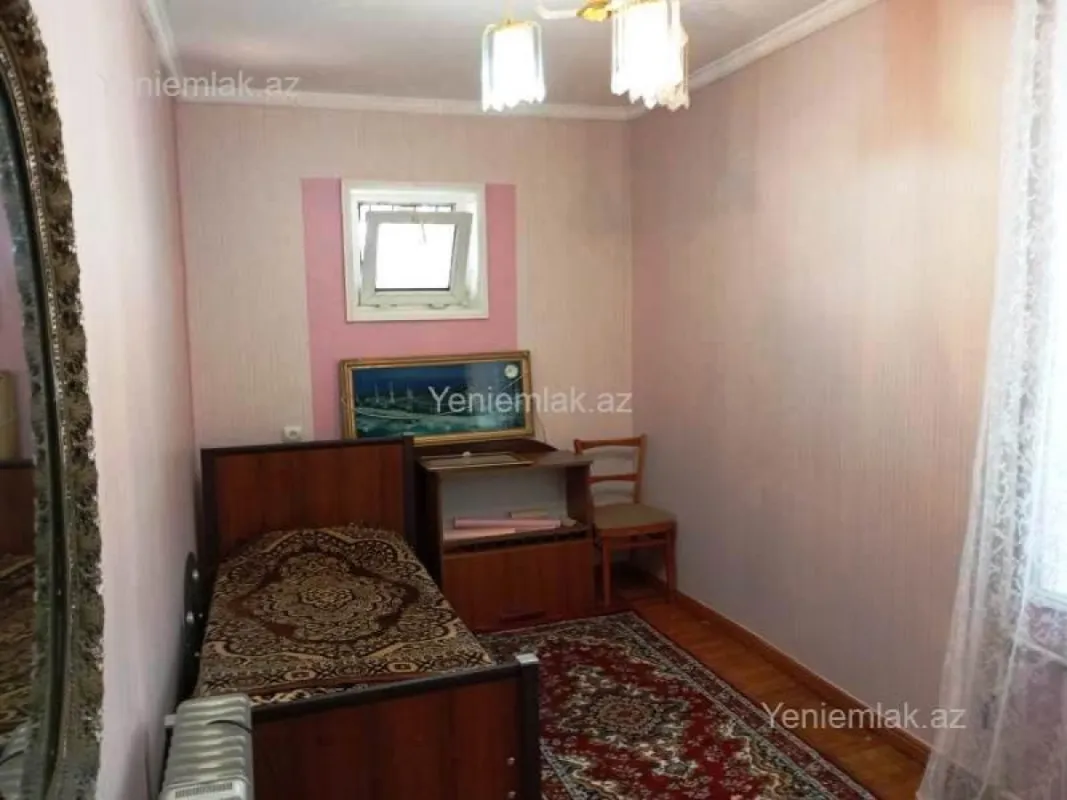 Satılır 2 otaqlı köhnə tikili 50 m²