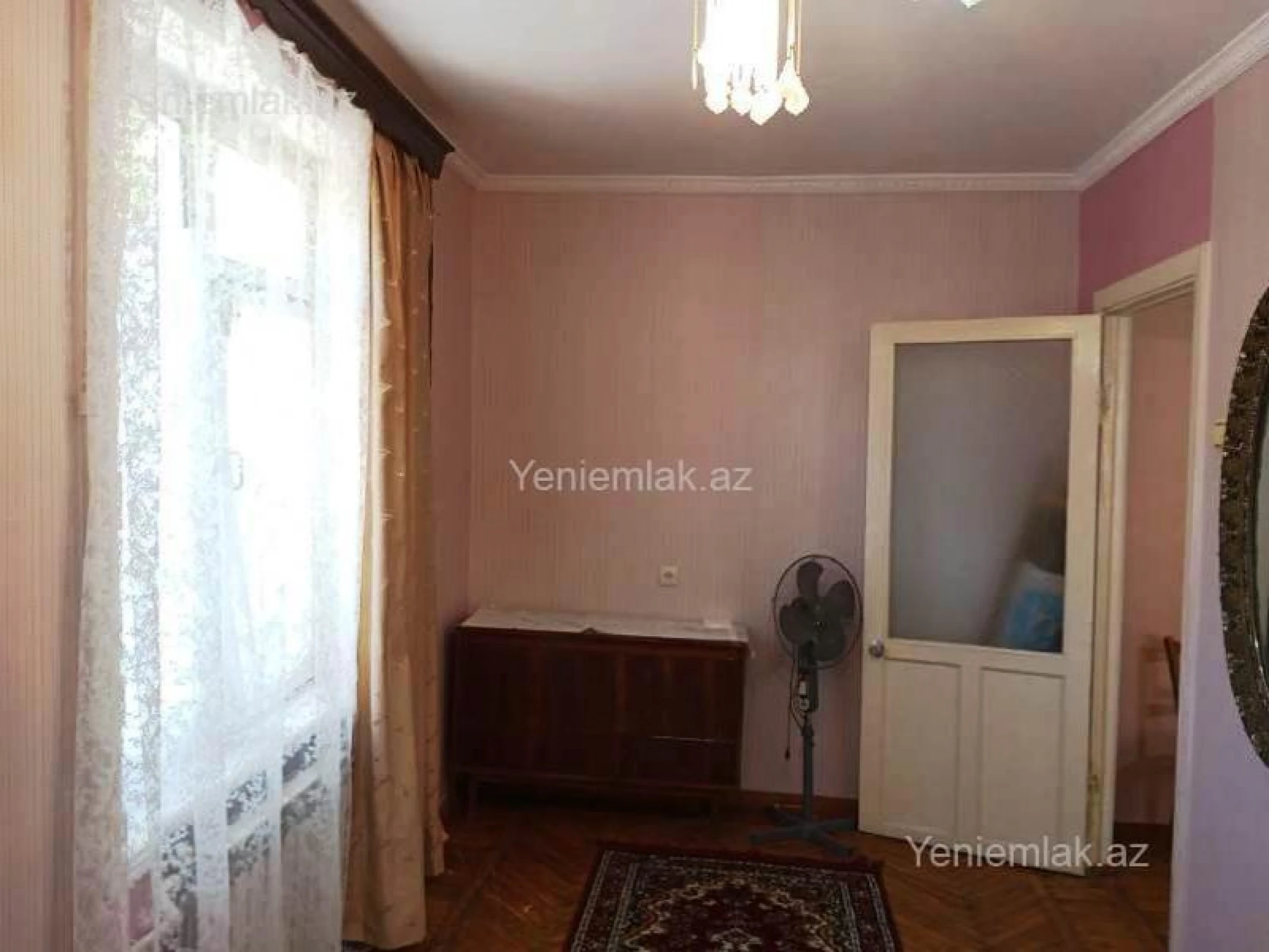 Satılır 2 otaqlı köhnə tikili 50 m²