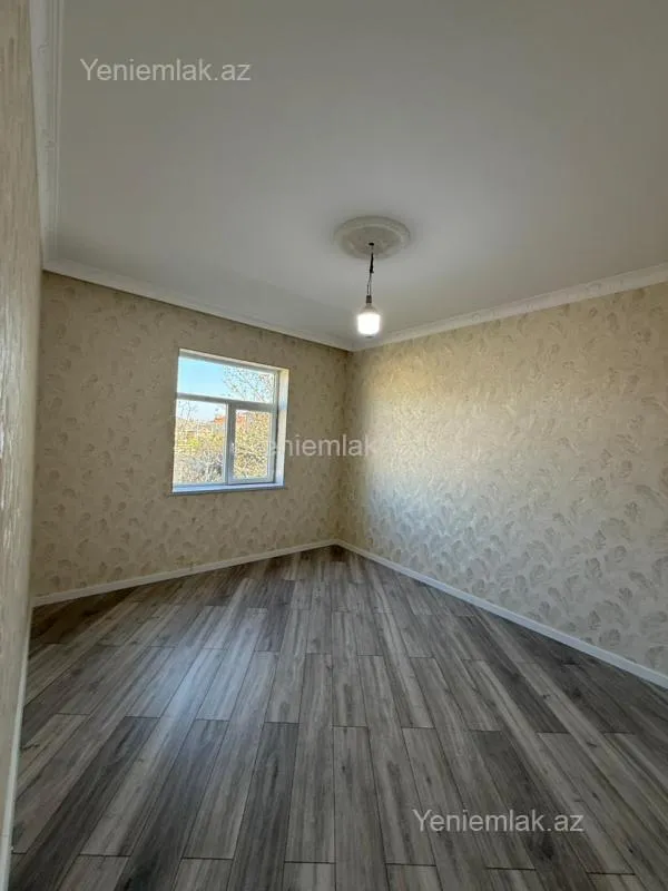 Satılır 6 otaqlı həyət evi 120 m²