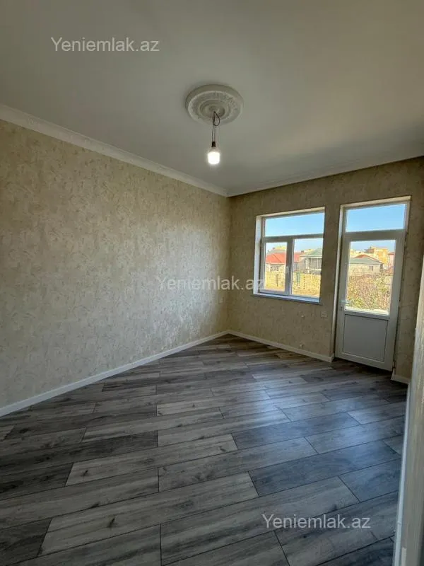 Satılır 6 otaqlı həyət evi 120 m²