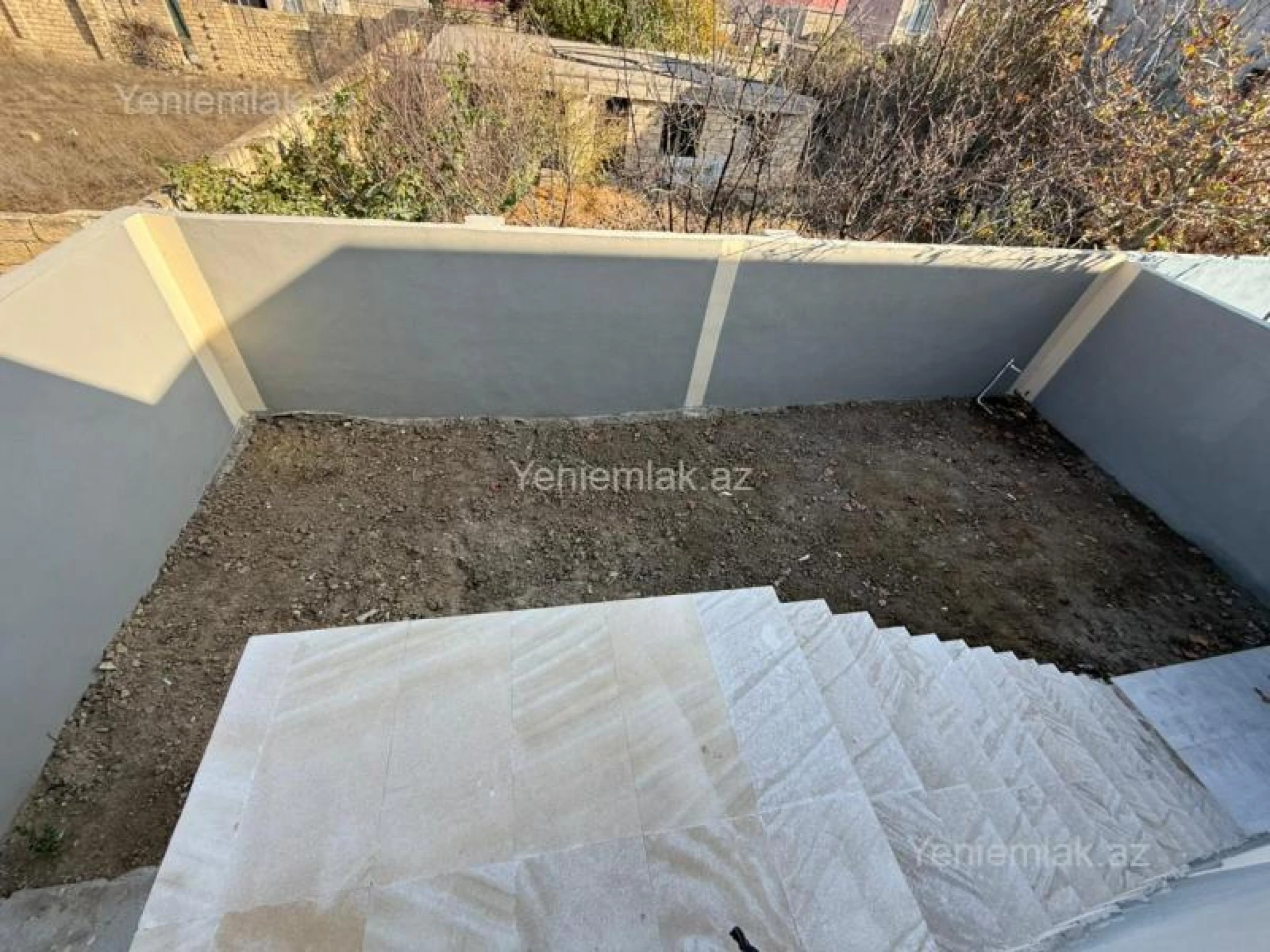 Satılır 6 otaqlı həyət evi 120 m²