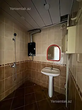 Satılır 3 otaqlı köhnə tikili 75 m²