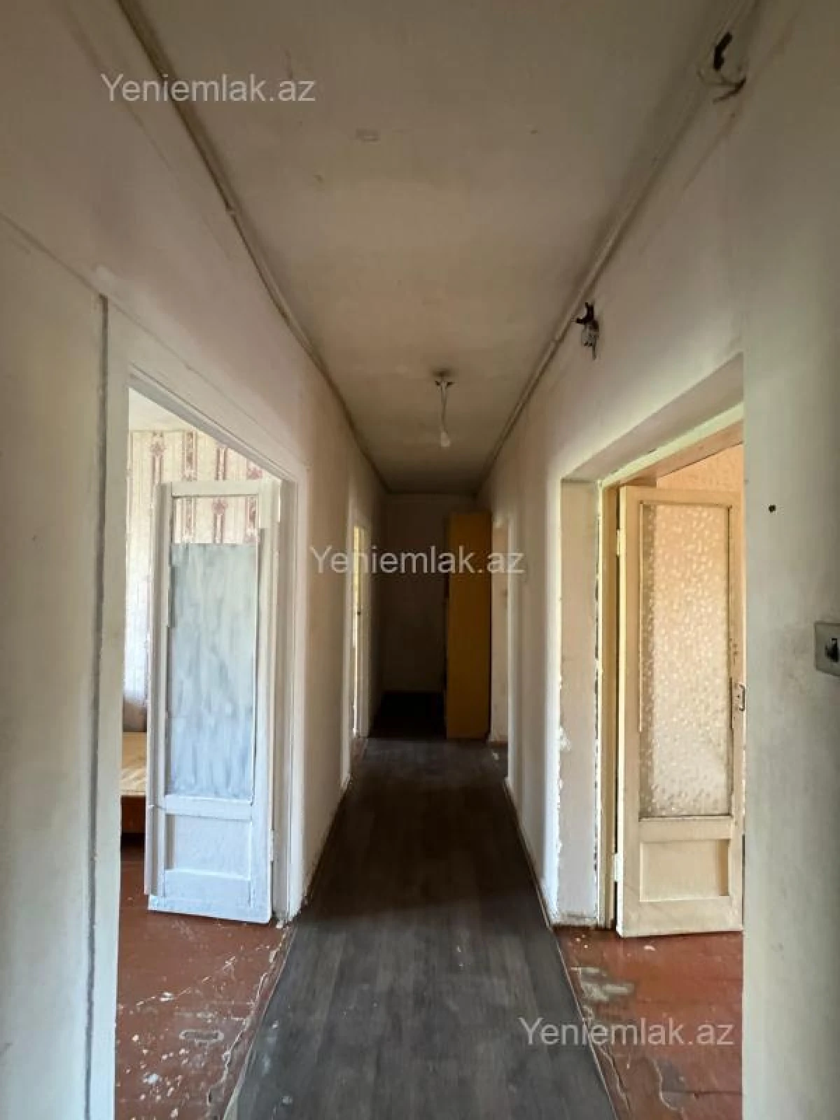 Satılır 3 otaqlı köhnə tikili 75 m²
