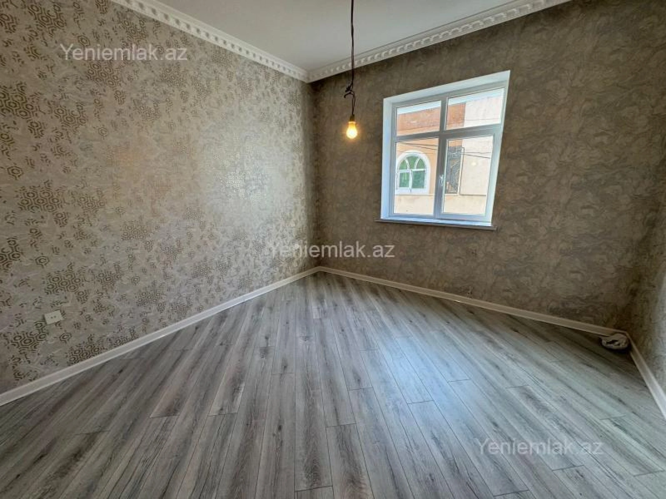 Satılır 4 otaqlı həyət evi 140 m²
