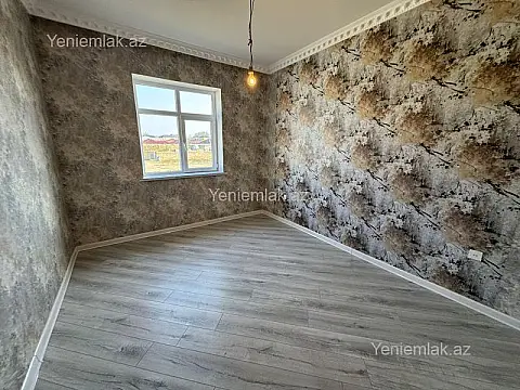 Satılır 4 otaqlı həyət evi 140 m²