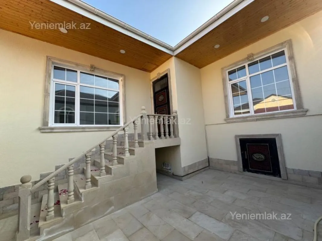 Satılır 4 otaqlı həyət evi 140 m²