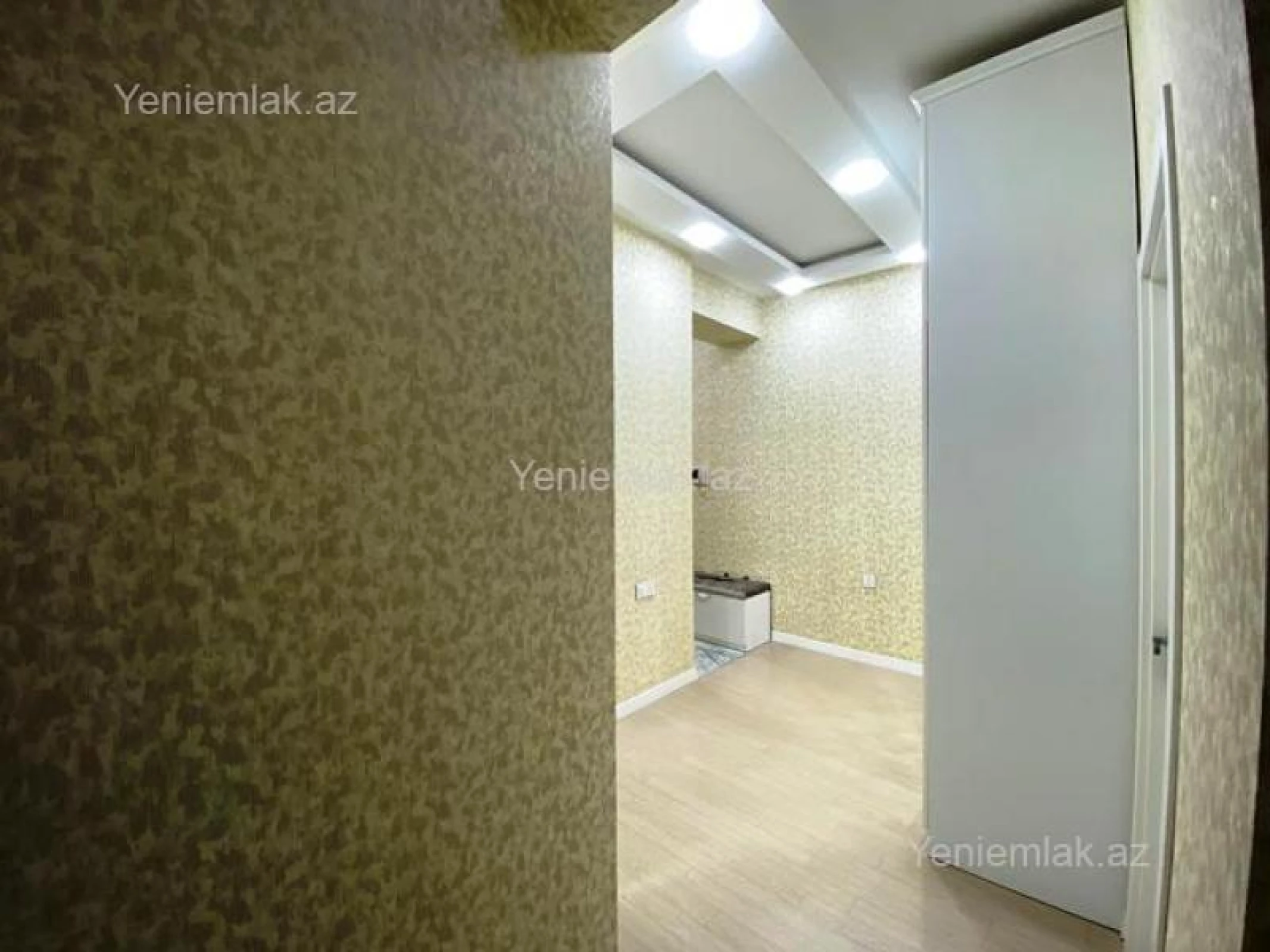 Satılır 3 otaqlı yeni tikili 105 m²