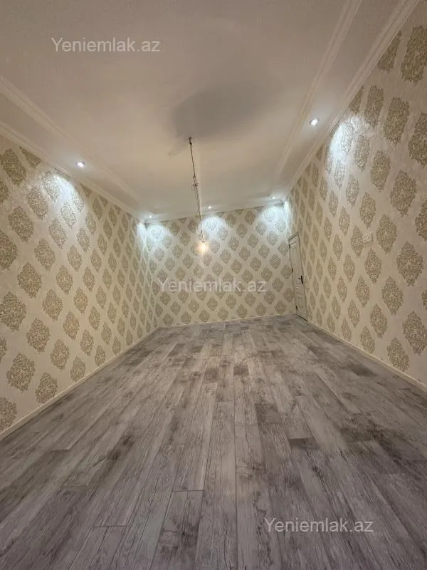 Satılır 4 otaqlı həyət evi 180 m²