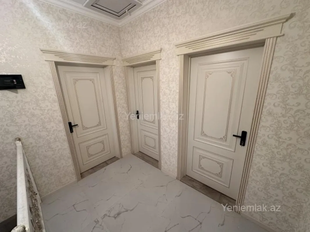 Satılır 4 otaqlı həyət evi 180 m²