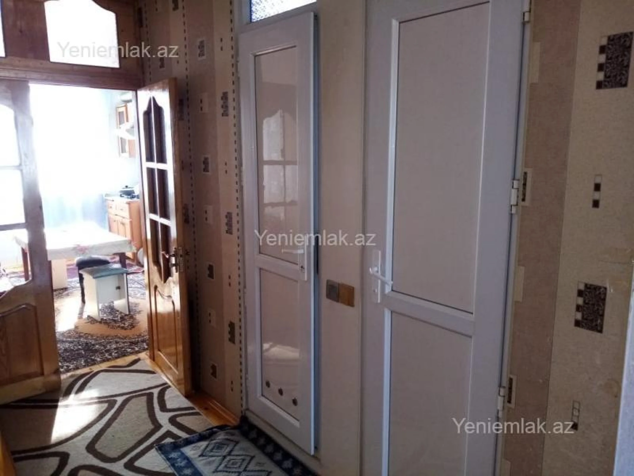 Satılır 3 otaqlı köhnə tikili 72 m²