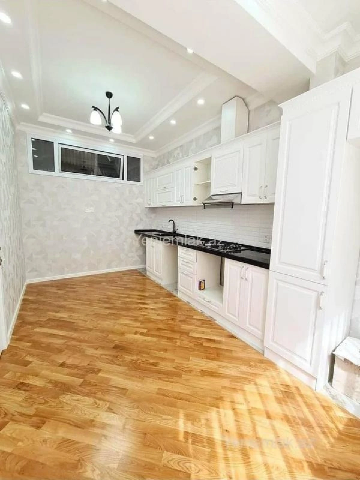 Satılır 2 otaqlı yeni tikili 106 m²