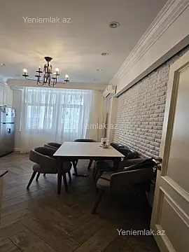 Satılır 3 otaqlı yeni tikili 115 m²