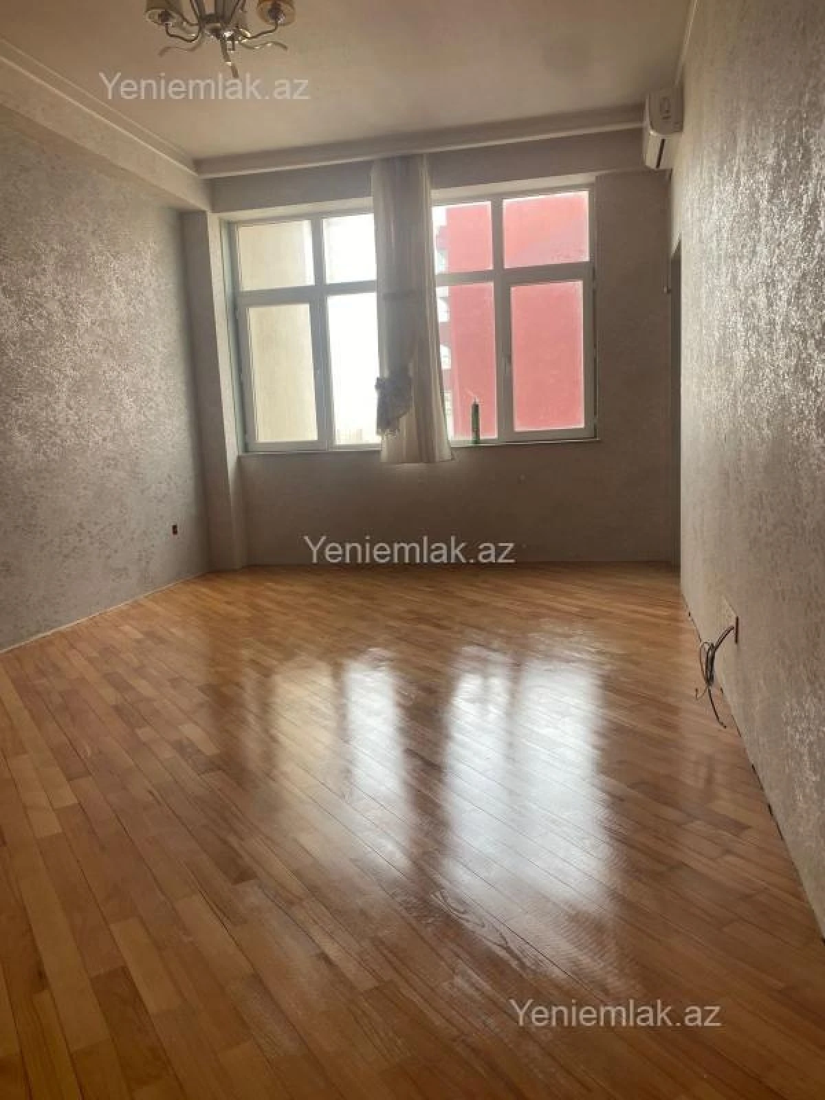 Satılır 1 otaqlı yeni tikili 63 m²