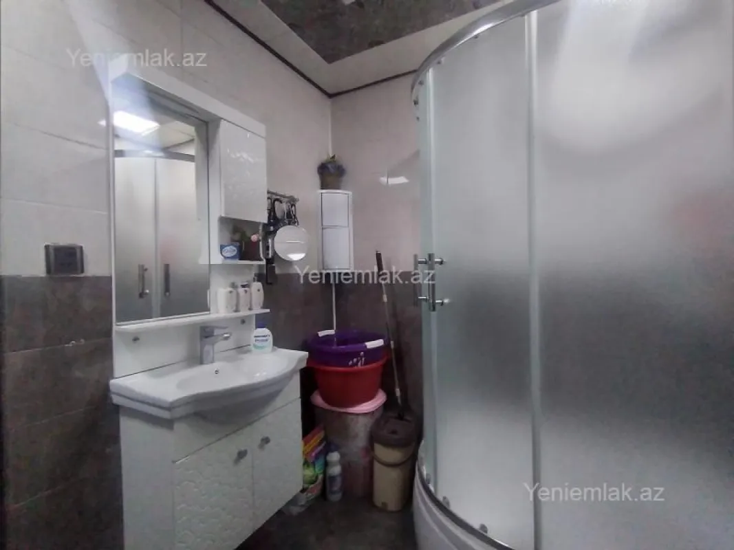 Satılır 3 otaqlı yeni tikili 95 m²