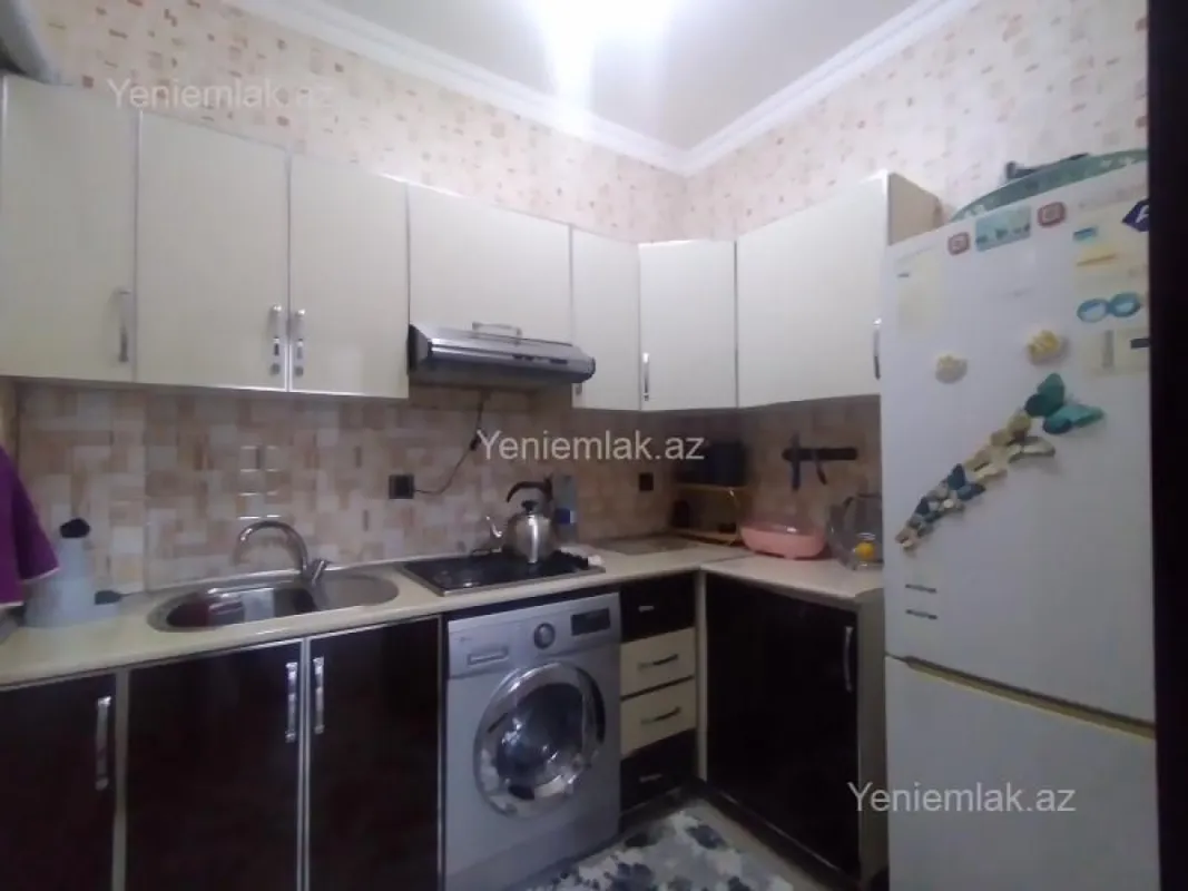 Satılır 3 otaqlı yeni tikili 95 m²