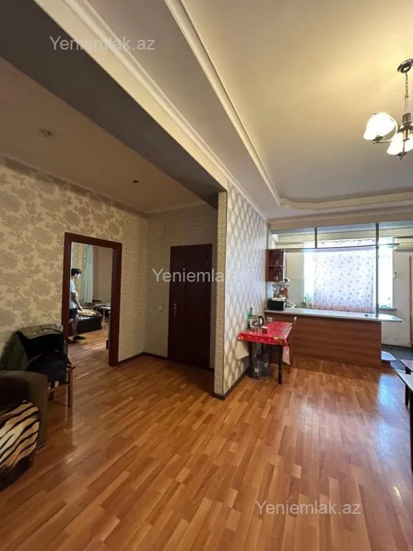 Satılır 2 otaqlı yeni tikili 71 m²
